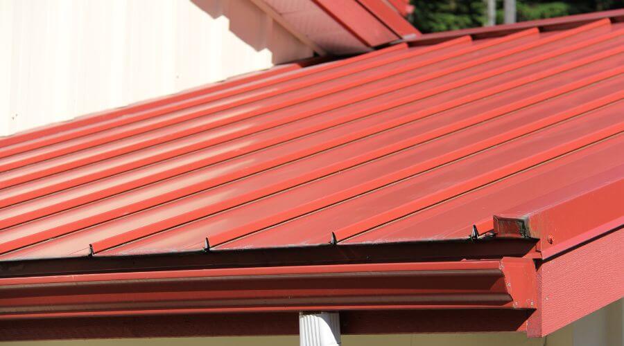 Professional gutter cleaning services in Orland, IN